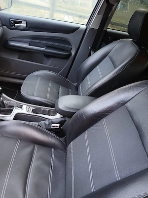 Vând ford focus 2010 - imagine 4