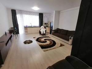 Garsoniera in zona Sanpetru (Subcetate Residence) - imagine 3