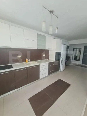 Apartament cu 3 camere, parcare inclusa in pret, zona Florilor - imagine 7