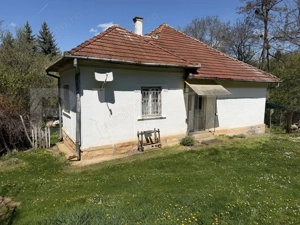 Casă cu 3 camere și un teren de 5000 mp - imagine 4