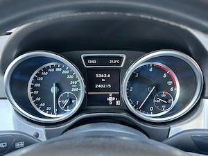 Mercedes-Benz ML 2.2 Diesel 204 CP An 2012 4x4 - imagine 8