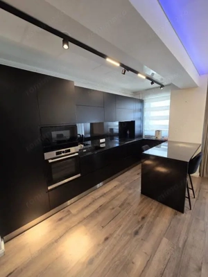 Apartament Lake View - imagine 9