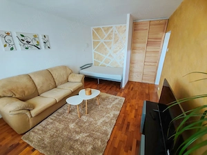 Garsonieră CF1 de închiriat   Bd. Unirii Sud, 35 mp, moderna, mobilată și utilată complet