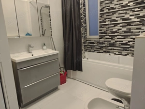 Apartament 3 camere la casa ,ultracentral, 550 E neg. Comision 50% - imagine 7