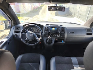 Volkswagen T 5.1 caravelle 8+1 locuri 2.0 140 cp 6+1 trepte  - imagine 4