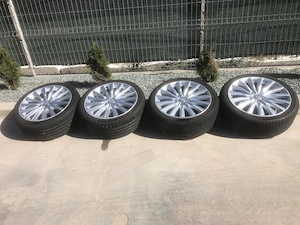 Set 4 roti - jante originale Audi - R.18,echipate cu anvelope vara 225/40 GoodYear