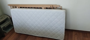 Pătuț bebe din lemn IKEA + saltea