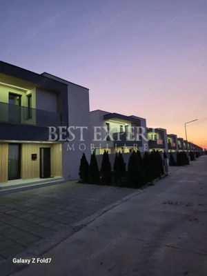 Vila D+P+ET,ansamblu închis, panouri fotovoltaice,3 locuri parcare Mutare Rapida