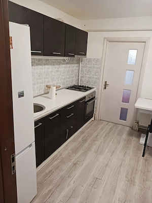 Închiriez apartament 2 camere - imagine 4