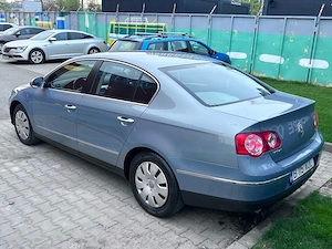 Volkswagen Passat 2010 1.8 L TFSI 160 cp km reali stare impecabila - imagine 3