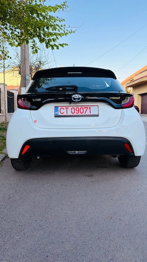 Toyota Yaris 2023 - automata - imagine 3