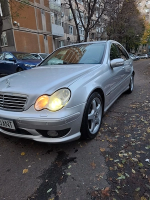 Mercedes C200 Kompressor AMG Packet FABRICA | Piele | Xenon | Impecabila - imagine 3