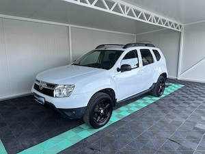 Dacia Duster 1.5 Diesel 107 CP An 2011 - imagine 8