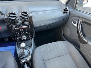 Dacia Duster 1.5 Diesel 107 CP An 2011 - imagine 15