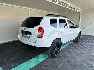 Dacia Duster 1.5 Diesel 107 CP An 2011 - imagine 3