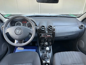 Dacia Duster 1.5 Diesel 107 CP An 2011 - imagine 13