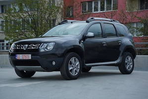 1  1  4  0  0  0   km  dacia duster echipare top prestige  - imagine 2