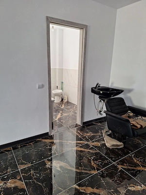 Vând Apartament   sau spațiu comercial  41 mp Florești strada stejarului Nr 40   - imagine 7