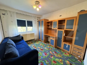 Apartament de vânzare – zonă excelentă și liniștită - imagine 5