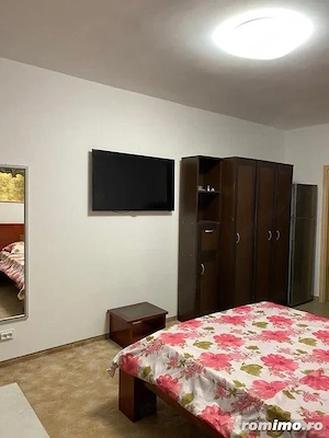 Apartament o camera zona Olimpia