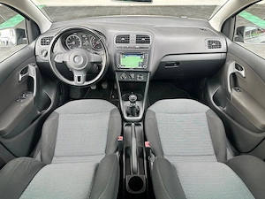 Volkswagen Polo 1.2 Benzina 60 CP An 2014 - imagine 5