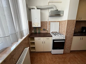 Apartament 2 camere semidecomandat zona Florilor - imagine 4