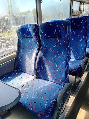 scaune impecapile de autobuz , albastre perfecte pentre rezerve sau pentru folosire imediată, curate - imagine 5