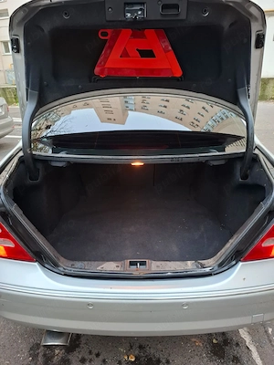 Mercedes C200 Kompressor AMG Packet FABRICA | Piele | Xenon | Impecabila - imagine 7