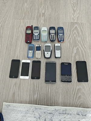 Lot Telefoane Colectie
