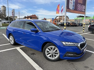 Skoda Octavia Combi 2022 iV PHEV 204 CP Keyless HeadUp CarPlay Camera