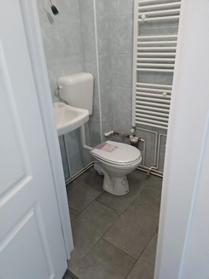 Vând apartament cu 2 camere semidecomandat, Dealurilor Florilor,parter inalt, 52500  negociabil  - imagine 3