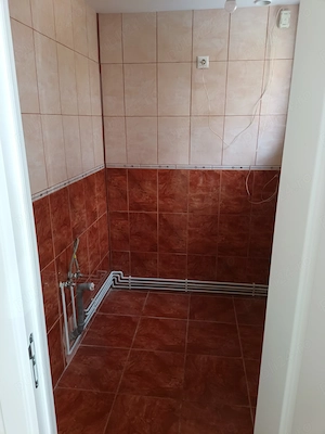 Vând apartament cu 2 camere semidecomandat, Dealurilor Florilor,parter inalt, 52500  negociabil  - imagine 4