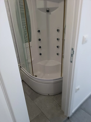 Vând apartament cu 2 camere semidecomandat, Dealurilor Florilor,parter inalt, 52500  negociabil  - imagine 2