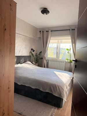 Apartament cu 3 camere -str. Badea Cartan cu vedere la Sala Polivalenta - imagine 2