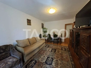 Apartament 3 camere etaj 1 de inchiriat zona Scoala de Inot Sibiu - imagine 2