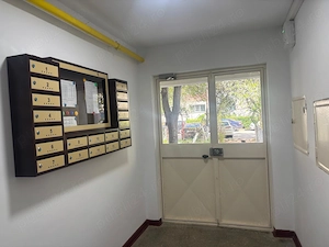 Apartament cu 3 camere -str. Badea Cartan cu vedere la Sala Polivalenta - imagine 10