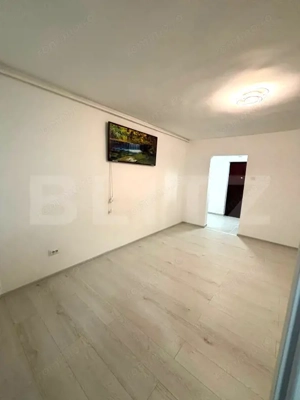Garsonieră luminoasă, renovată recent - zona Noua - imagine 2