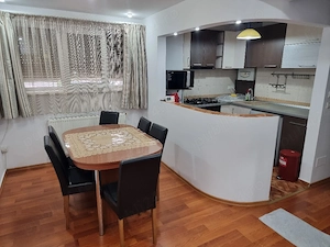 De inchiriat apartament 3 camere complet mobilat - imagine 2