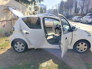Vand Toyota aygo 2011 - imagine 5