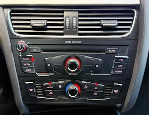 Audi A4 2.0 TDI - imagine 12