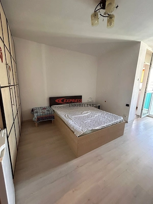 Dristor, Ramnicu Sarat, Rond, Scoala - imagine 2