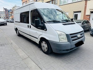 Vând Ford Tranzit 2.2tdci an 2 km Reali se poate verifica pe car vertical Foarte întrețin