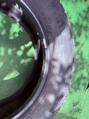 Vand cauciucuri de iarna nexen suv 235/60/r17,106 H - imagine 2