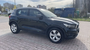 Volvo XC40 B4 AWD Mild Hybrid   197 CP   Momentum Pro - imagine 2