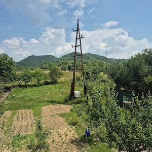 Str.Corbului, casa cu 30 ari teren - imagine 3