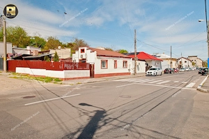 Vanzare casa situata in Galati, zona Port, 3 camere, renovata si mobilata