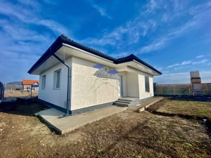 CASA, Sanpetru zona Livada, fara utilitati