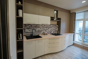 Garsoniera de inchiriat in zona 1 Mai - imagine 2