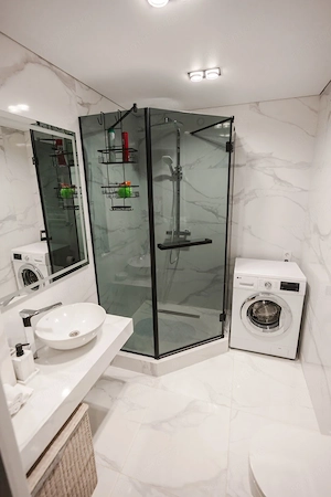 Garsoniera de inchiriat in zona 1 Mai - imagine 3