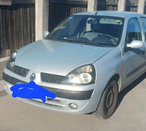 Vand auto Renault Clio Berlina 4 usi, unic proprietar, an 2003, km la bord 180.0000